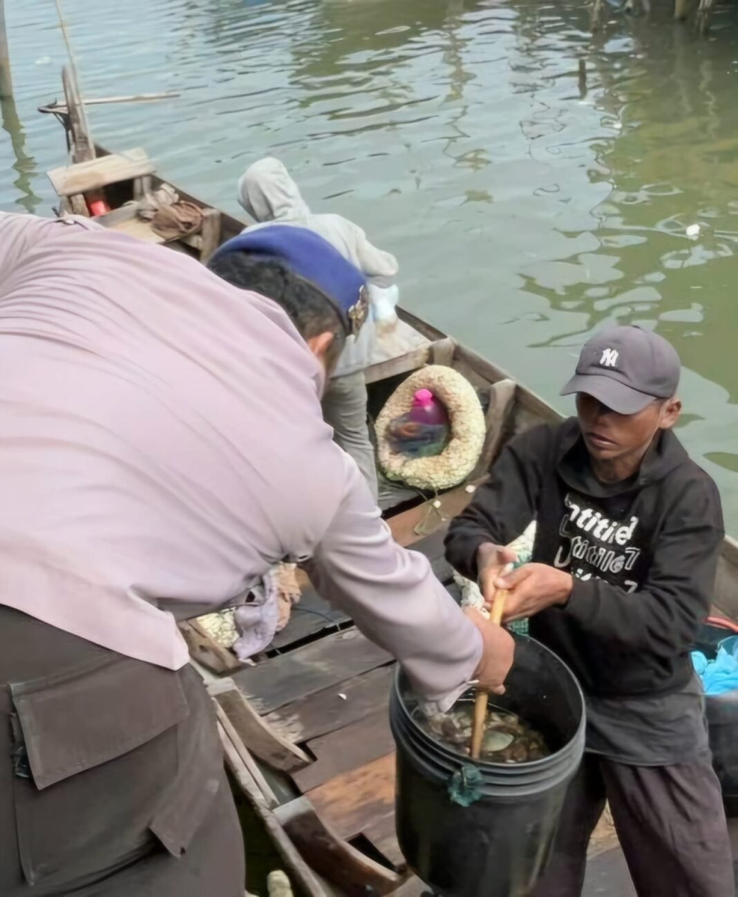 Sat Polairud Polres Langkat Laksanakan Pencegahan Kamtibmas di Wilayah Pesisir Jelang Tahun Baru 2026