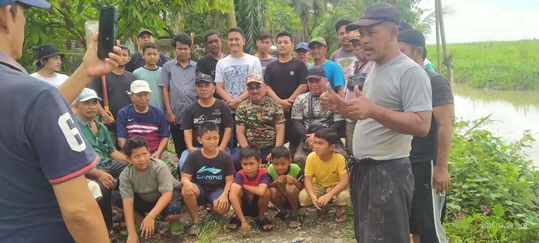 Gotong Royong Bangun Benteng Pasca Banjir di Langkat Berseri