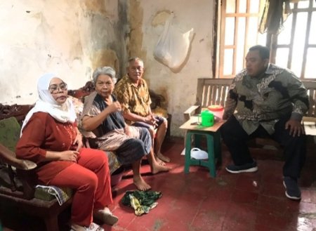 Anggota DPRD Indramayu Kiki Arindi Kunjungi Warga Ujung Bendok Jaya Blok Bonjot