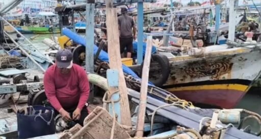 Sebulan Nganggur Akibat Cuaca Buruk, Dermaga Dadap Sepi Dari Aktivitas Nelayan