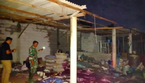 Ledakan Hebat Diduga Home Industri Petasan Tewaskan Seorang Warga di Lohbener Lor
