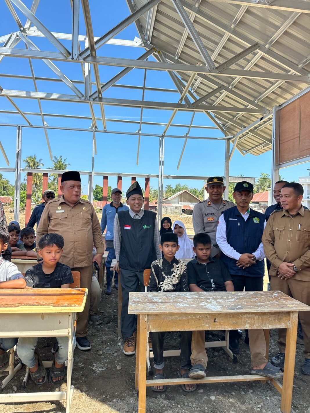 *Sekolah Rusak : Warga Terdampak Banjir -Dompet Dhuafa Turun Langsung Ke Pidie jaya, Ini Yang Mereka Lakukan