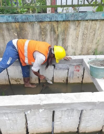 Proyek Saluran Jalan Kom Yos Sodarso Gang Aulia : Atasi Kekurangan Lewat Perbaikan.
