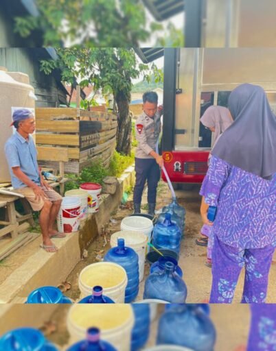 Dari Pembersihan Parit hingga Air Bersih, Brimob Bantu Warga Tapanuli Tengah Bangkit