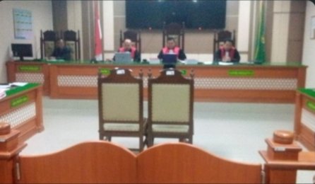 Sidang Perdana Kasus Pembantaian Sekeluarga di Paoman Indramayu, Dua Terdakwa Terancam Hukuman Mati
