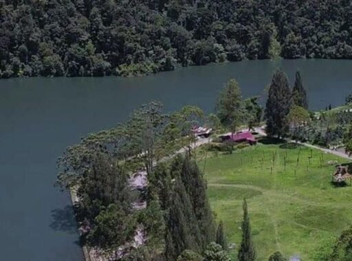 Klarifikasi Pemkab Karo Terkait Danau Lau Kawar Melalui Sekdakab Karo Gelora Kurnia Putra Ginting