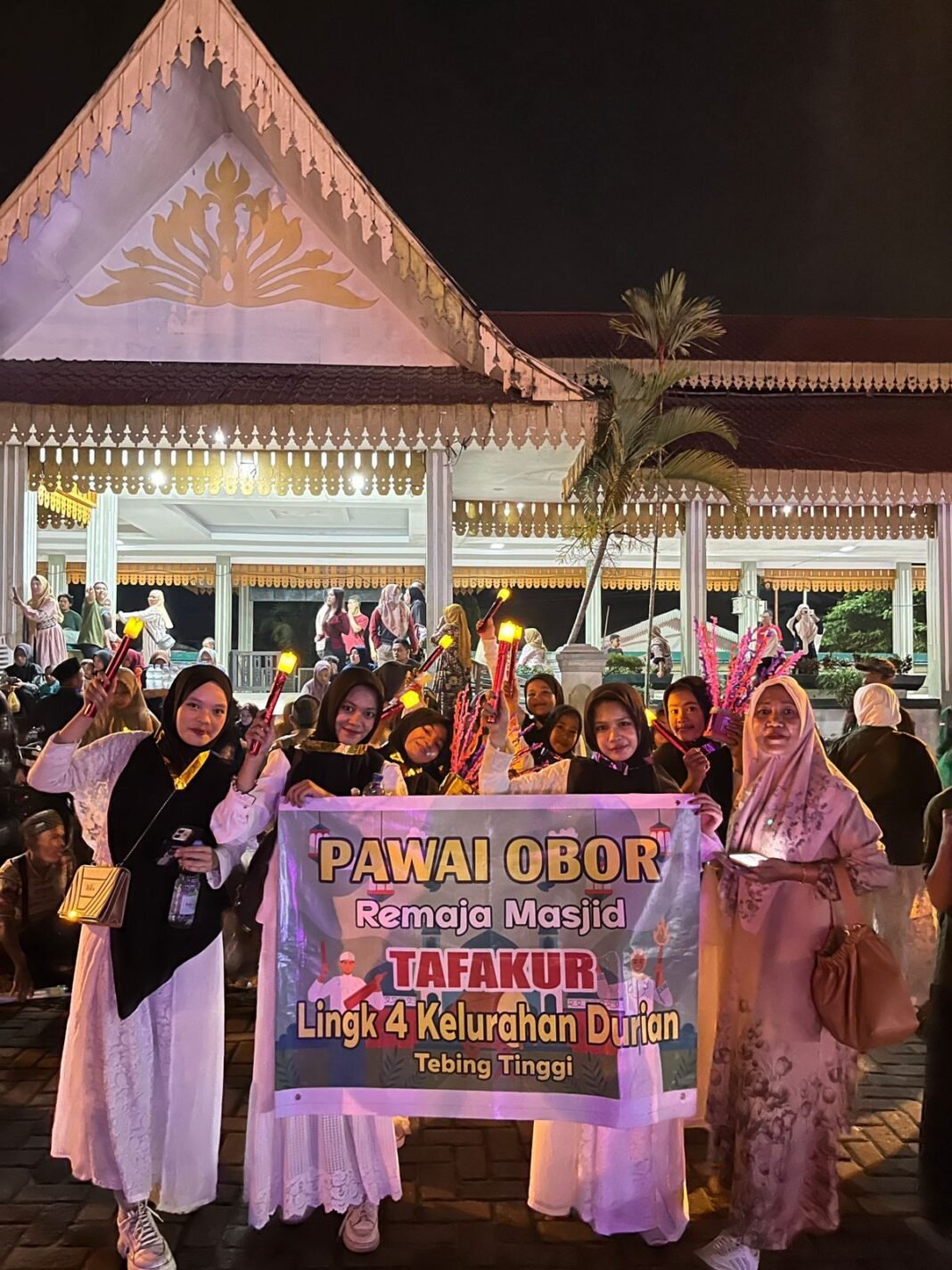 Remaja Masjid “TAFAKUR” Lingk.4 Kel. Durian Ikuti Pawai Obor Sambut Bulan Suci Ramadhan 1447 H