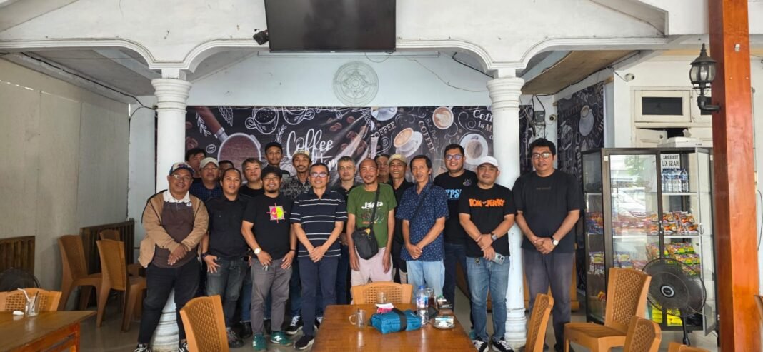 Anggota DPR RI/MPR RI Dapil Sulut Stefanus Silahturahmi Bersama Insan Pers Bitung.