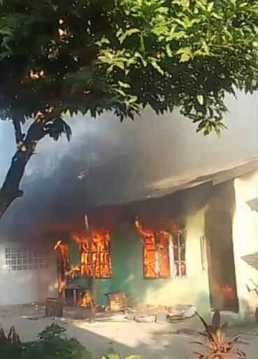Rumah 2 Pintu Habis Terbakar, 1 Korban Meninggal Dunia