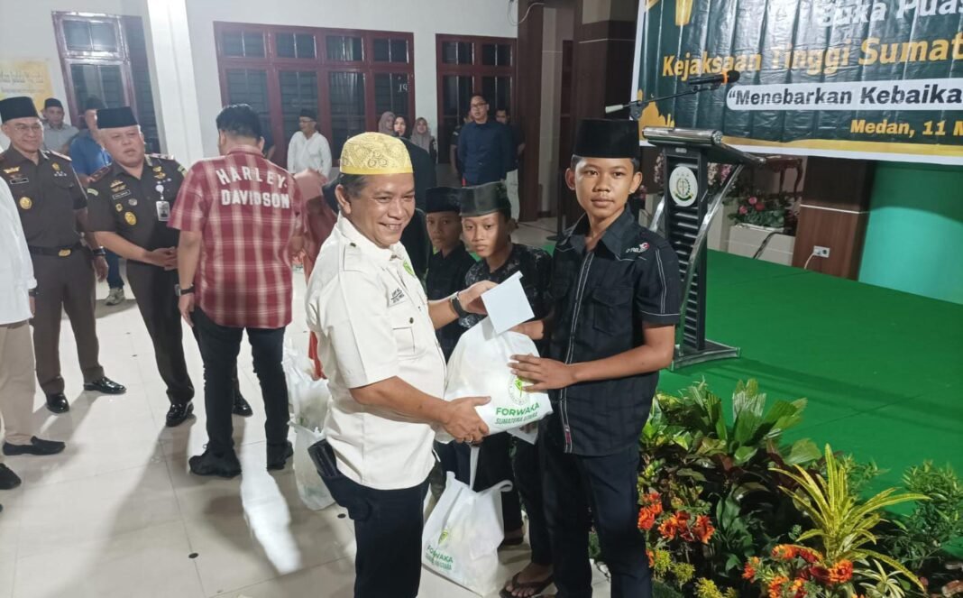 Gelar Safari Ramadhan ! FORWAKA SUMUT Santuni Anak Yatim Piatu di Kejati Sumut