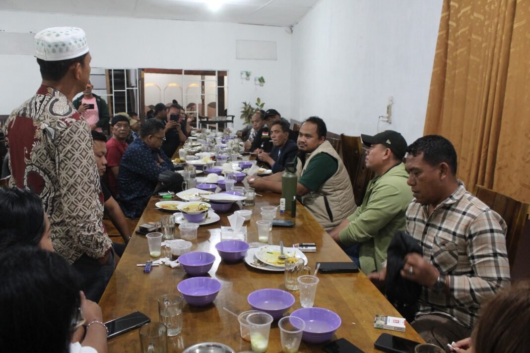 Dandim 0205/TK Letkol Inf Robert Panjaitan Silaturahmi dan Bukber Bersama Insan Pers Tanah Karo