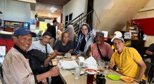 Pagi di Kota Musik, Antara Aroma Kopi dan Dentang Langkah Putra Pesepak Bola Senior Maluku