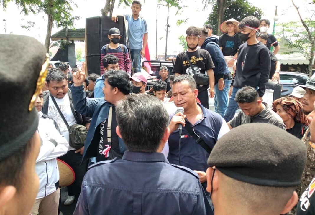 Datangi DPRD Sumut,Petani Bawang Minta DPRD Desak APH Tindak Tegas Praktik Impor Bawang