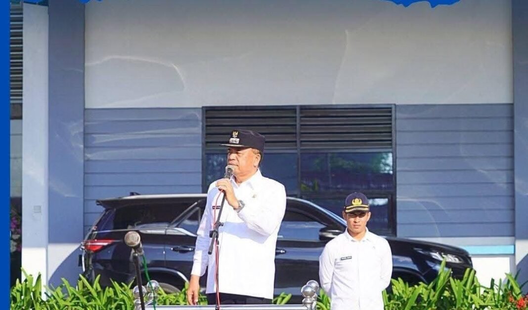 BUPATI KARO PIMPIN APEL PAGI PASCA LIBUR LEBARAN, TEKANKAN PENTINGNYA “TANAH KARO ASRI”