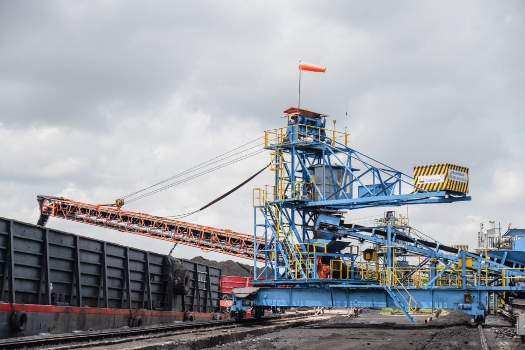 PTBA Cetak Pertumbuhan Operasional, Produksi dan Penjualan Meningkat di Tengah Dinamika Harga Global 2025*