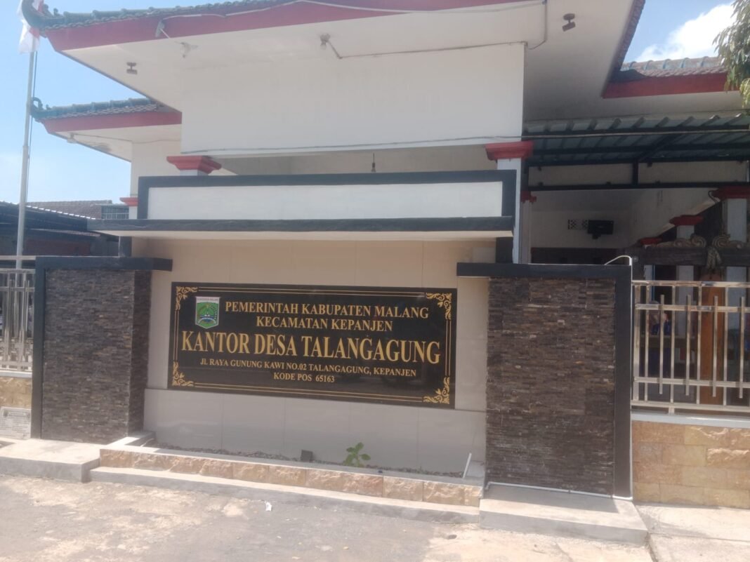 Aktivitas mencurigakan malam hari hotel talangagung dikepanjen tuai keresahan masyarakat Aktivitas mencurigakan malam hari hotel talangagung dikepanjen tuai keresahan masyarakat