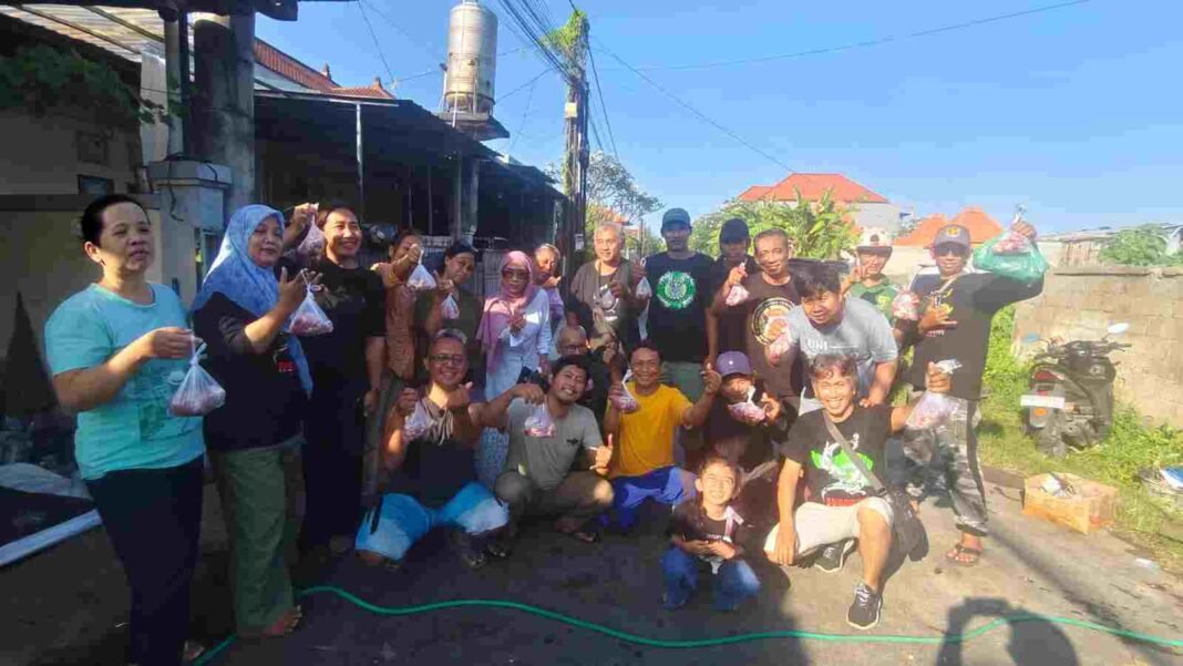 SURABAYA COMMUNITY BALI (SCB) Tebar Kebaikan Melalui Berbagi Daging Qurban Di Denpasar SURABAYA COMMUNITY BALI (SCB) Tebar Kebaikan Melalui Berbagi Daging Qurban Di Denpasar