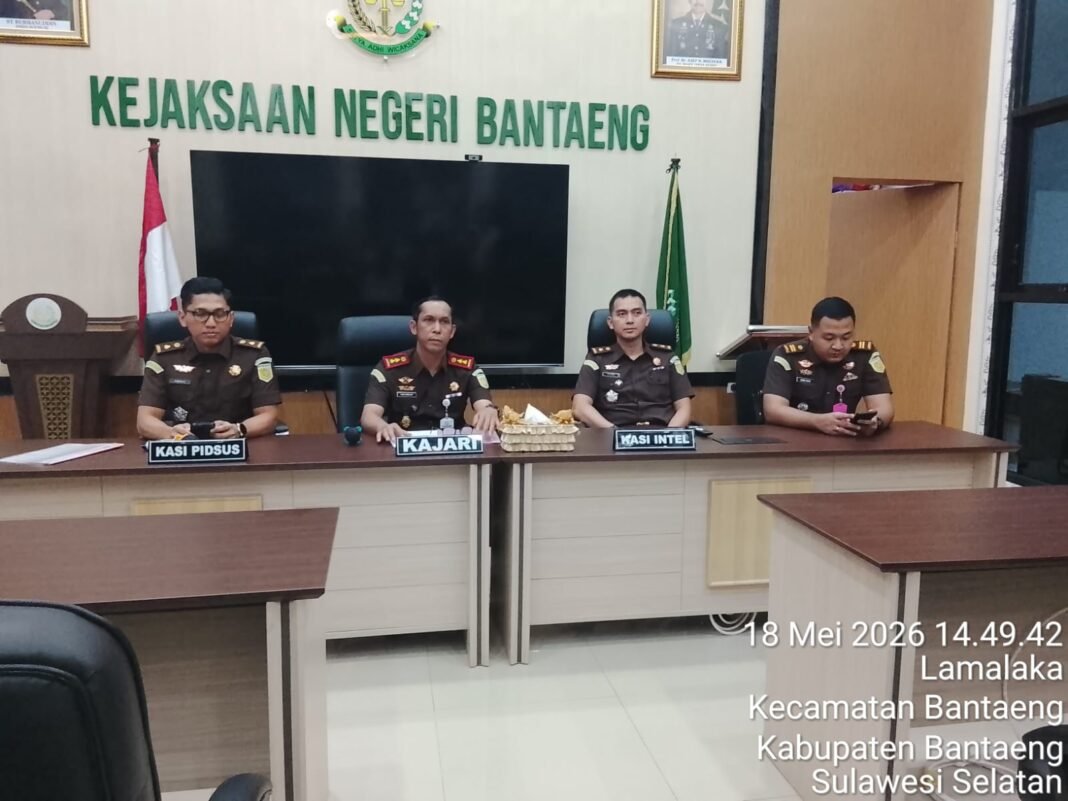 Aroma Korupsi di PDAM Bantaeng: Hibah Rp.6 Miliar Diusut, Siapa Bakal Jadi Tersangka Aroma Korupsi di PDAM Bantaeng: Hibah Rp.6 Miliar Diusut, Siapa Bakal Jadi Tersangka