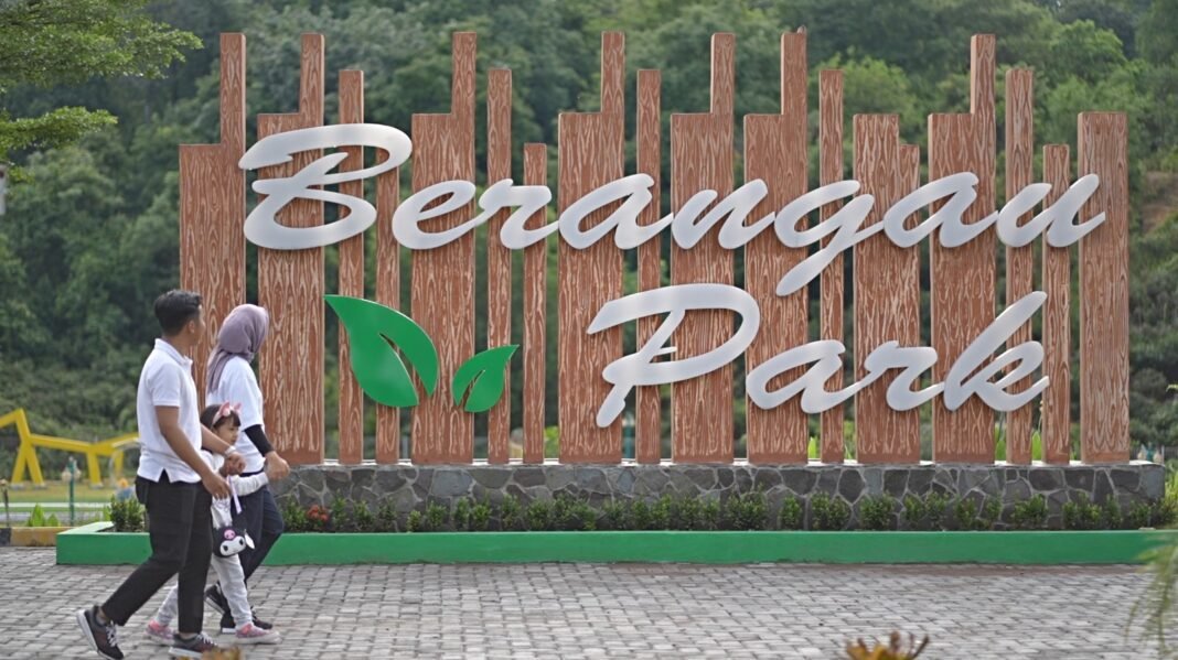 Komitmen Wujudkan Lingkungan Ramah Anak, PTBA Kantongi Apresiasi Bupati Muara Enim Komitmen Wujudkan Lingkungan Ramah Anak, PTBA Kantongi Apresiasi Bupati Muara Enim