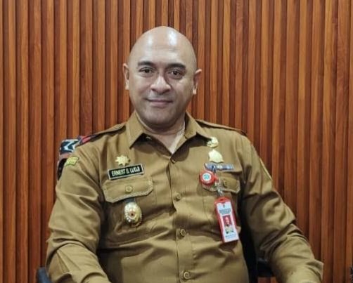 ERNEST LUDJI DAN TATA KELOLA DINAS PENDIDIKAN KOTA KUPANG ERNEST LUDJI DAN TATA KELOLA DINAS PENDIDIKAN KOTA KUPANG