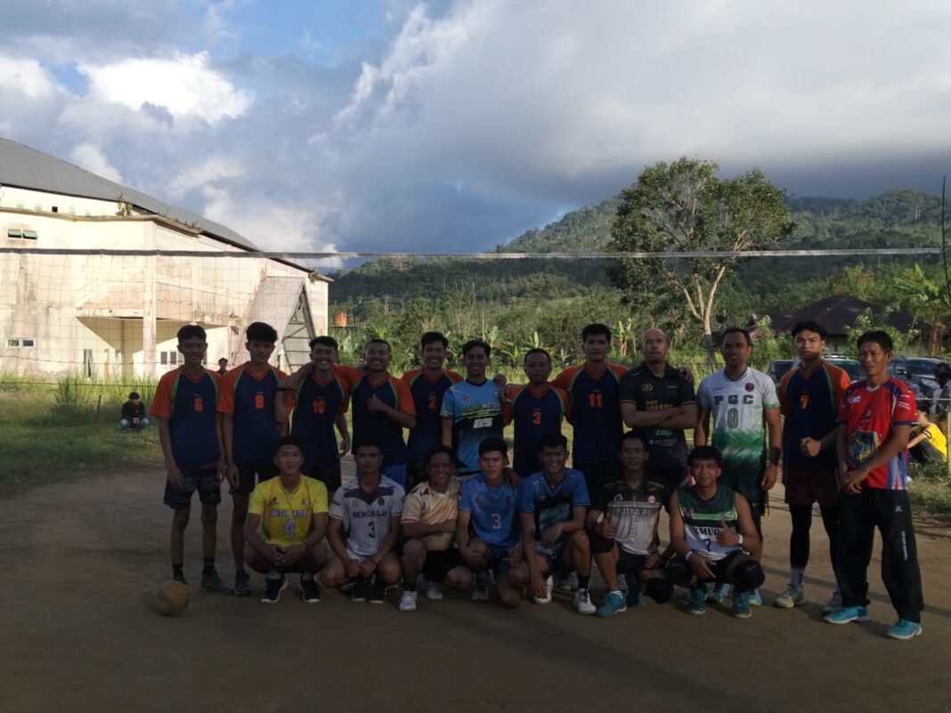 TURNAMEN VOLI PUTRA “BRENG BRENG” DESA TEBAT MONOK SUKSES GELAR FINAL, SEMANGAT PEMUDA MENGGEBU TURNAMEN VOLI PUTRA “BRENG BRENG” DESA TEBAT MONOK SUKSES GELAR FINAL, SEMANGAT PEMUDA MENGGEBU