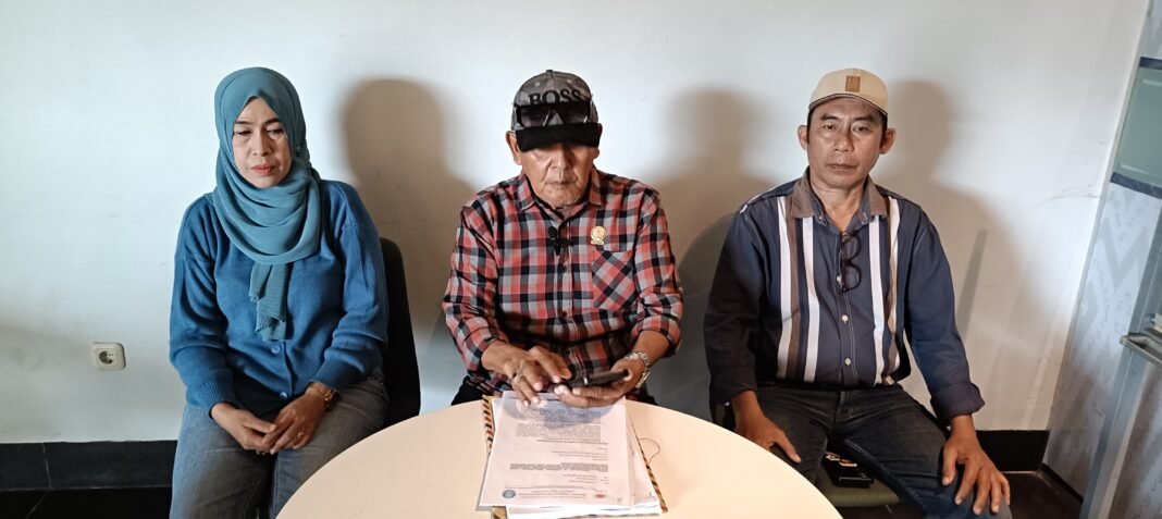 POLRES SELAYAR DIKECAM! Diduga Lindungi Preman dan Biarkan Pengrusakan Aset Ahli Waris Raja Daeng POLRES SELAYAR DIKECAM! Diduga Lindungi Preman dan Biarkan Pengrusakan Aset Ahli Waris Raja Daeng