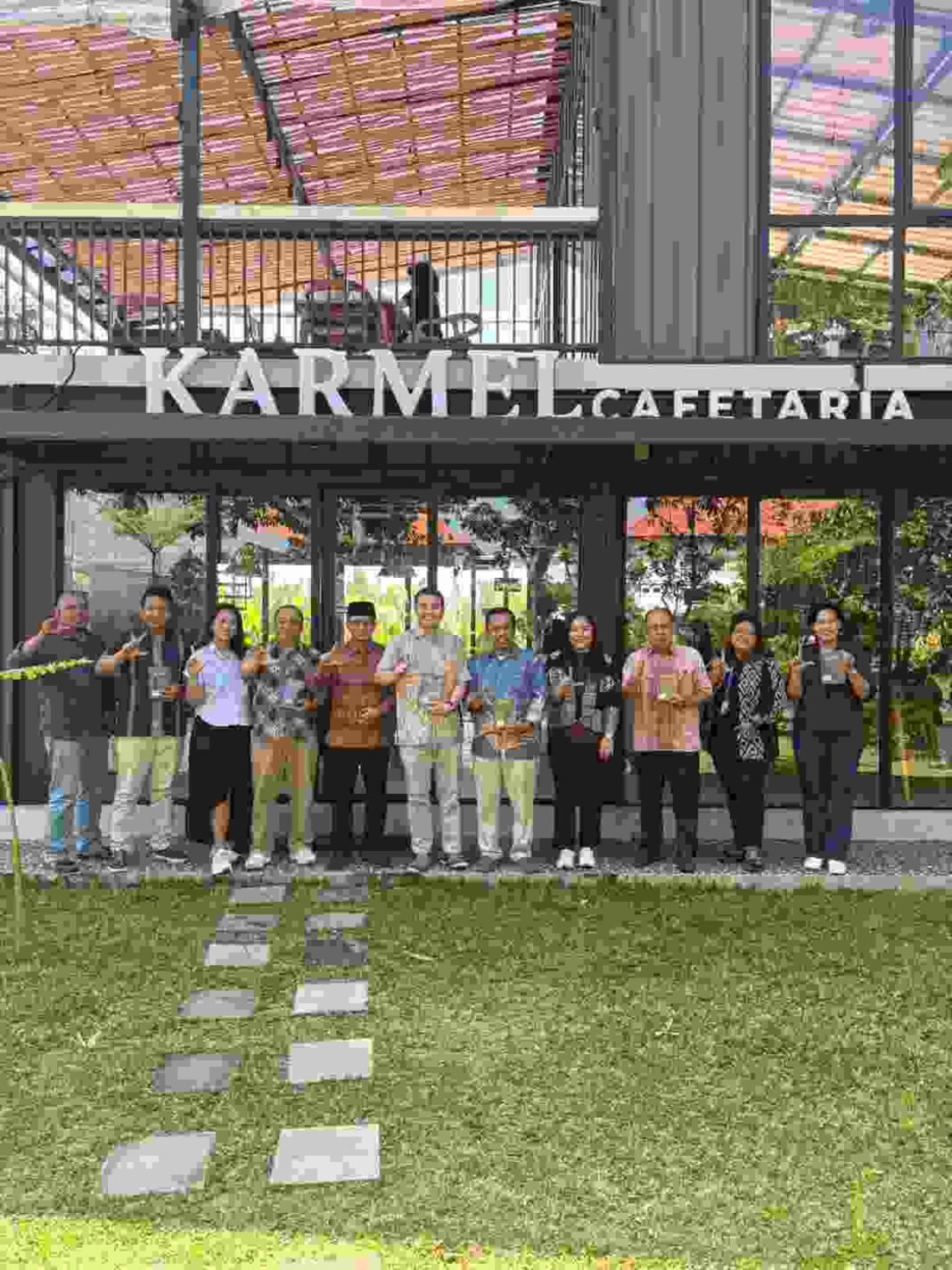 Sekretaris Umum LAI Dr. Sigit Triyono Melantik Putu Elicia Dewianti Putra, S.Psi, M.M ketua KKPD Mitra Bali Sekretaris Umum LAI Dr. Sigit Triyono Melantik Putu Elicia Dewianti Putra, S.Psi, M.M ketua KKPD Mitra Bali