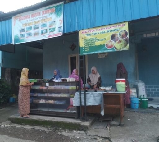 Warung Kue JOMBE Lagi viral Dibarru Warung Kue JOMBE Lagi viral Dibarru