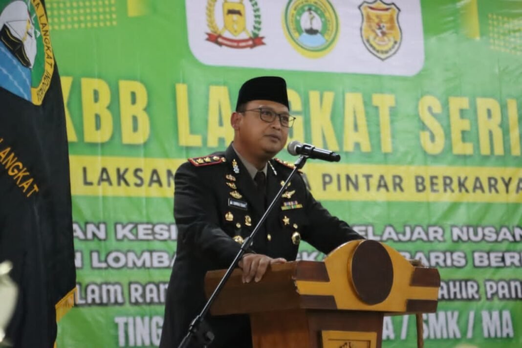 Kapolres Langkat Tanamkan Disiplin dan Jiwa Nasionalisme pada LKBB Langkat Series Jilid II Kapolres Langkat Tanamkan Disiplin dan Jiwa Nasionalisme pada LKBB Langkat Series Jilid II