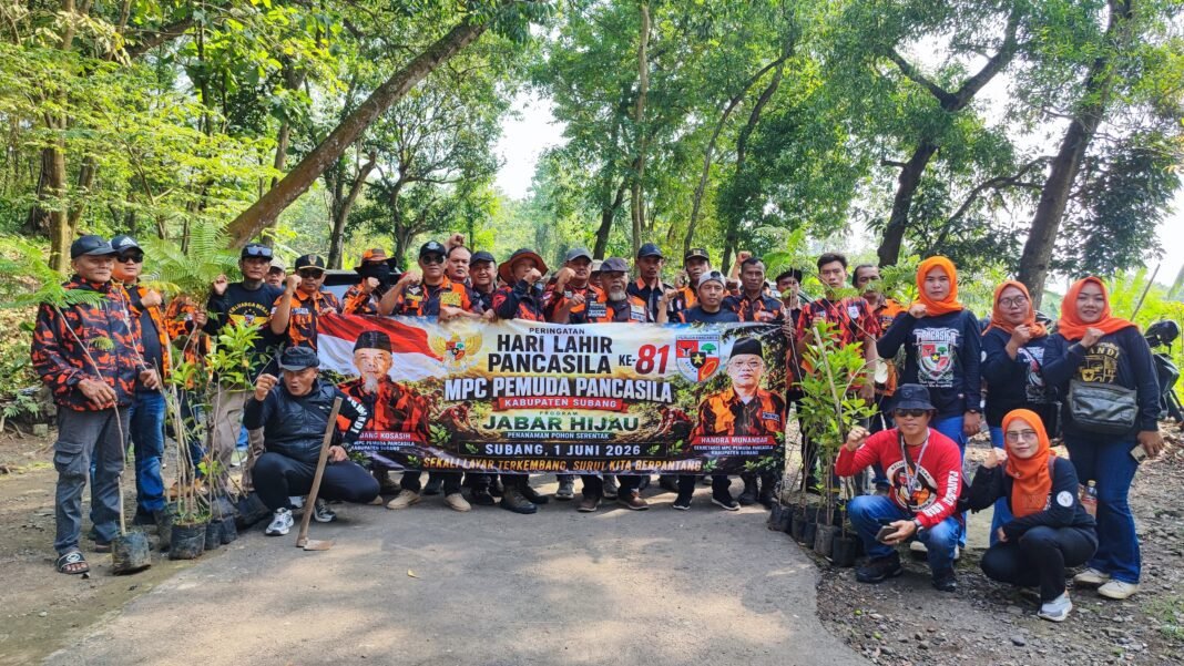 TANAM POHON PADA HARLAH PANCASILA TANAM POHON PADA HARLAH PANCASILA