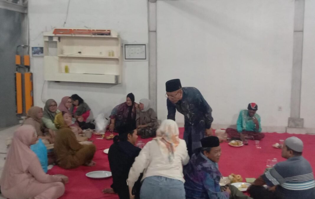 Simak Pesan Ketua K2S: Jaga Lisan & Perbanyak Sedekah saat Peringatan 40 Hari Mbak Ninik Simak Pesan Ketua K2S: Jaga Lisan & Perbanyak Sedekah saat Peringatan 40 Hari Mbak Ninik