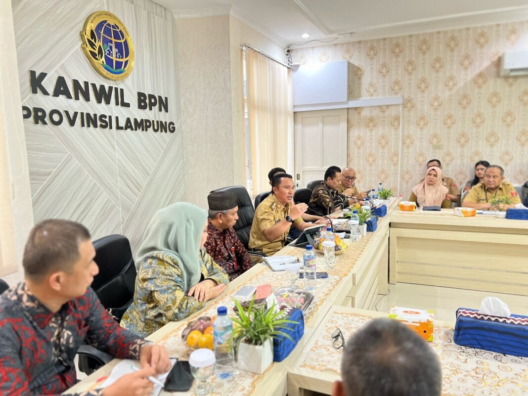 Parosil Mabsus Menaruh Harapan Diskresi Khusus, Langsung Jadi Hak Milik Warga Transmigrasi. Parosil Mabsus Menaruh Harapan Diskresi Khusus, Langsung Jadi Hak Milik Warga Transmigrasi.
