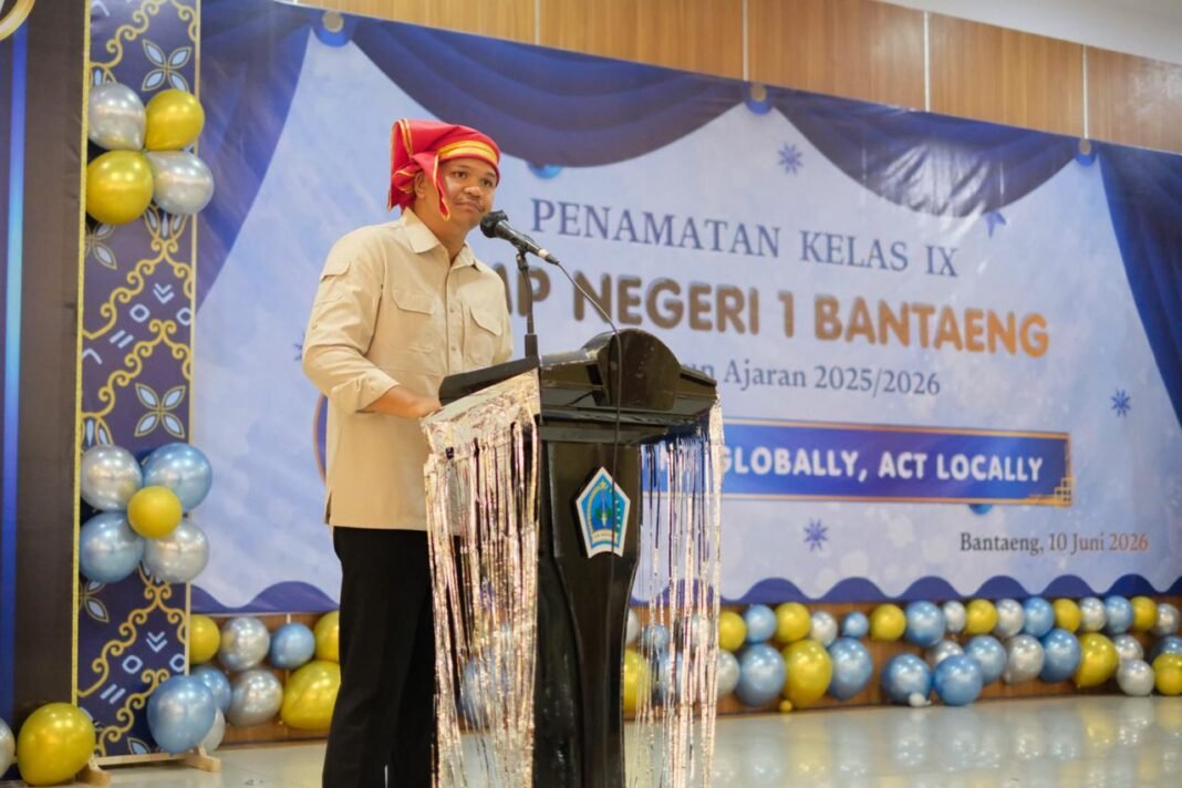 Bupati Bantaeng Apresiasi Penamatan Siswa SMP Negeri 1 Bantaeng, Dorong Generasi Muda Terus Berprestasi Bupati Bantaeng Apresiasi Penamatan Siswa SMP Negeri 1 Bantaeng, Dorong Generasi Muda Terus Berprestasi