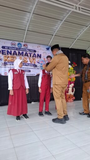 Bupati Bantaeng Hadiri Penamatan SD Negeri 5 Lembang Cina, Bupati Bantaeng Hadiri Penamatan SD Negeri 5 Lembang Cina,