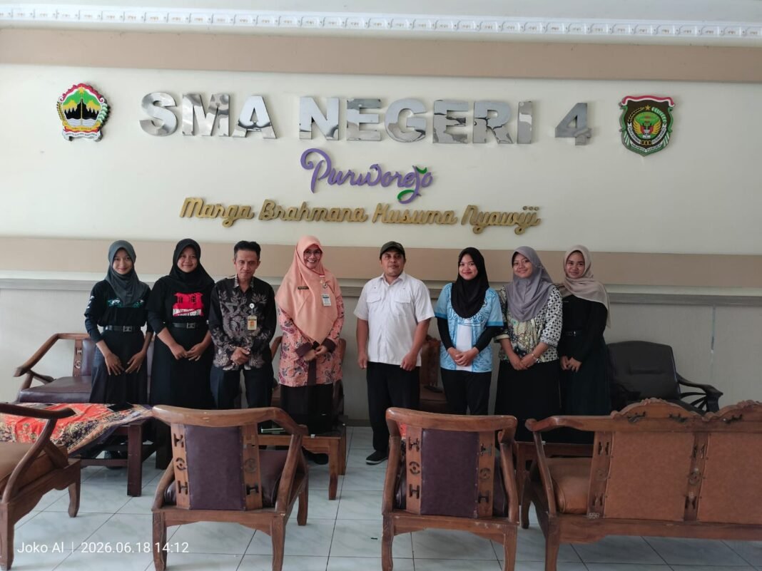 Penerimaan Siswa Baru SPMB SMA Negeri 4 Kemiri Ditutup, 288 Calon Siswa Dinyatakan Diterima Penerimaan Siswa Baru SPMB SMA Negeri 4 Kemiri Ditutup, 288 Calon Siswa Dinyatakan Diterima