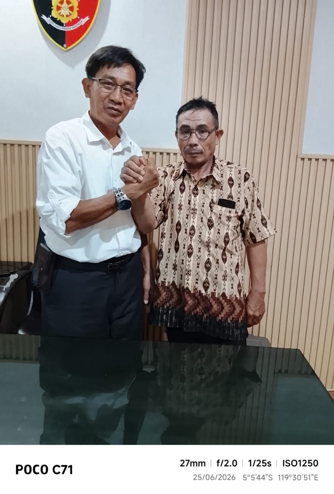 Polda Sulsel Turun Tangan.! Tegaskan Kasus Cengkeh Murni Pidana: Laporkan Jika Ada Polisi dan Penyidik Nakal! Polda Sulsel Turun Tangan.! Tegaskan Kasus Cengkeh Murni Pidana: Laporkan Jika Ada Polisi dan Penyidik Nakal!