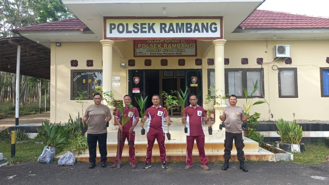 Polsek Rambang Polres Muara Enim Tanam 50 Pohon Wujud Kepedulian Lingkungan Polsek Rambang Polres Muara Enim Tanam 50 Pohon Wujud Kepedulian Lingkungan