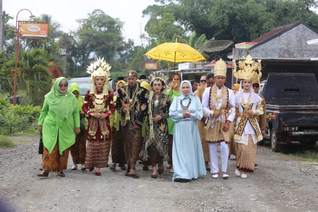 Partinia Parosil Mabsus, Dorong Pelestarian Budaya dan Penguatan Industri Kreatif. Partinia Parosil Mabsus, Dorong Pelestarian Budaya dan Penguatan Industri Kreatif.