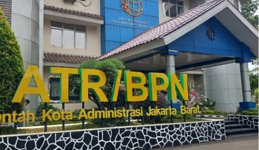 BPN Jakarta Barat Buka Layanan Sabtu, Urus Sertifikat Kini Tak Perlu Lagi Tinggalkan Jam Kerja BPN Jakarta Barat Buka Layanan Sabtu, Urus Sertifikat Kini Tak Perlu Lagi Tinggalkan Jam Kerja