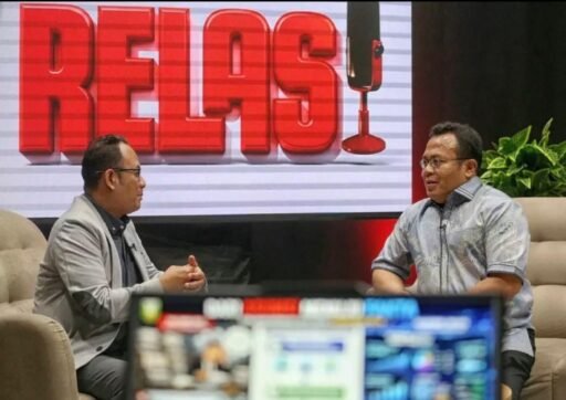 Zulkifli H.Adam Paparkan Peluang Pengembangan Hubungan Maritim di Jalur Pelayaran Internasional | Kompas.sbs. Zulkifli H.Adam Paparkan Peluang Pengembangan Hubungan Maritim di Jalur Pelayaran Internasional | Kompas.sbs.