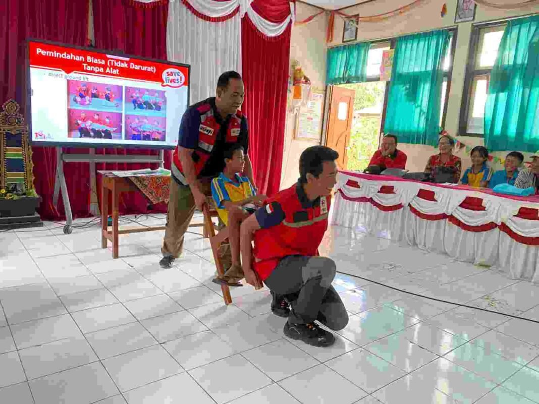Simulasi Bencana Jadi Puncak Pelatihan Agen SPAB Di SDN 1 Buahan Dan Terunyan Simulasi Bencana Jadi Puncak Pelatihan Agen SPAB Di SDN 1 Buahan Dan Terunyan