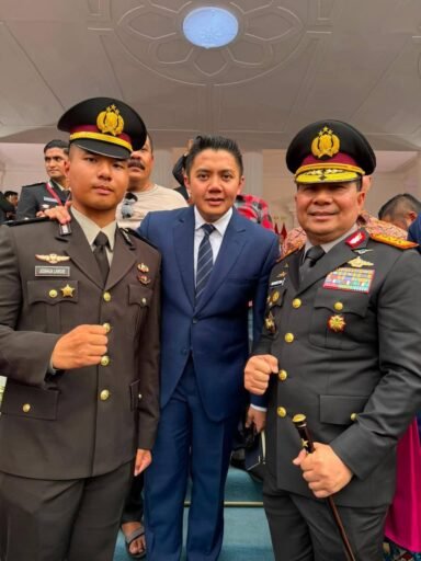 Presiden Prabowo Lantik 1.177 Perwira Remaja TNI-Polri, Brigtar Joshua Langie Resmi Sandang Pangkat Pertama Presiden Prabowo Lantik 1.177 Perwira Remaja TNI-Polri, Brigtar Joshua Langie Resmi Sandang Pangkat Pertama