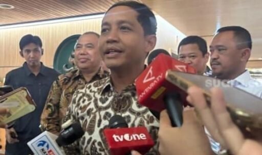 Menhut Beberkan Kronologi Pertemuan dengan Bupati Kuansing, Tegaskan Amplop Dikembalikan Menhut Beberkan Kronologi Pertemuan dengan Bupati Kuansing, Tegaskan Amplop Dikembalikan