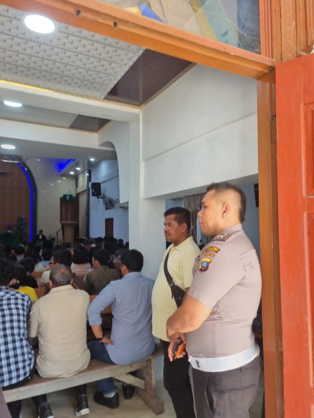 Polsek Tanjung Pura Intensifkan Pengamanan Ibadah Minggu Kasih Polsek Tanjung Pura Intensifkan Pengamanan Ibadah Minggu Kasih