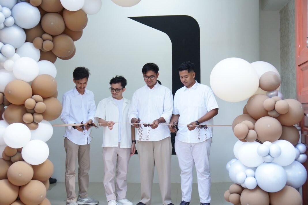 PT.Imaji Arka Kreatif Resmikan Ruang Dame Studio,Studio Foto Dan Video Konsep Limbo Pertama Di Aceh PT.Imaji Arka Kreatif Resmikan Ruang Dame Studio,Studio Foto Dan Video Konsep Limbo Pertama Di Aceh