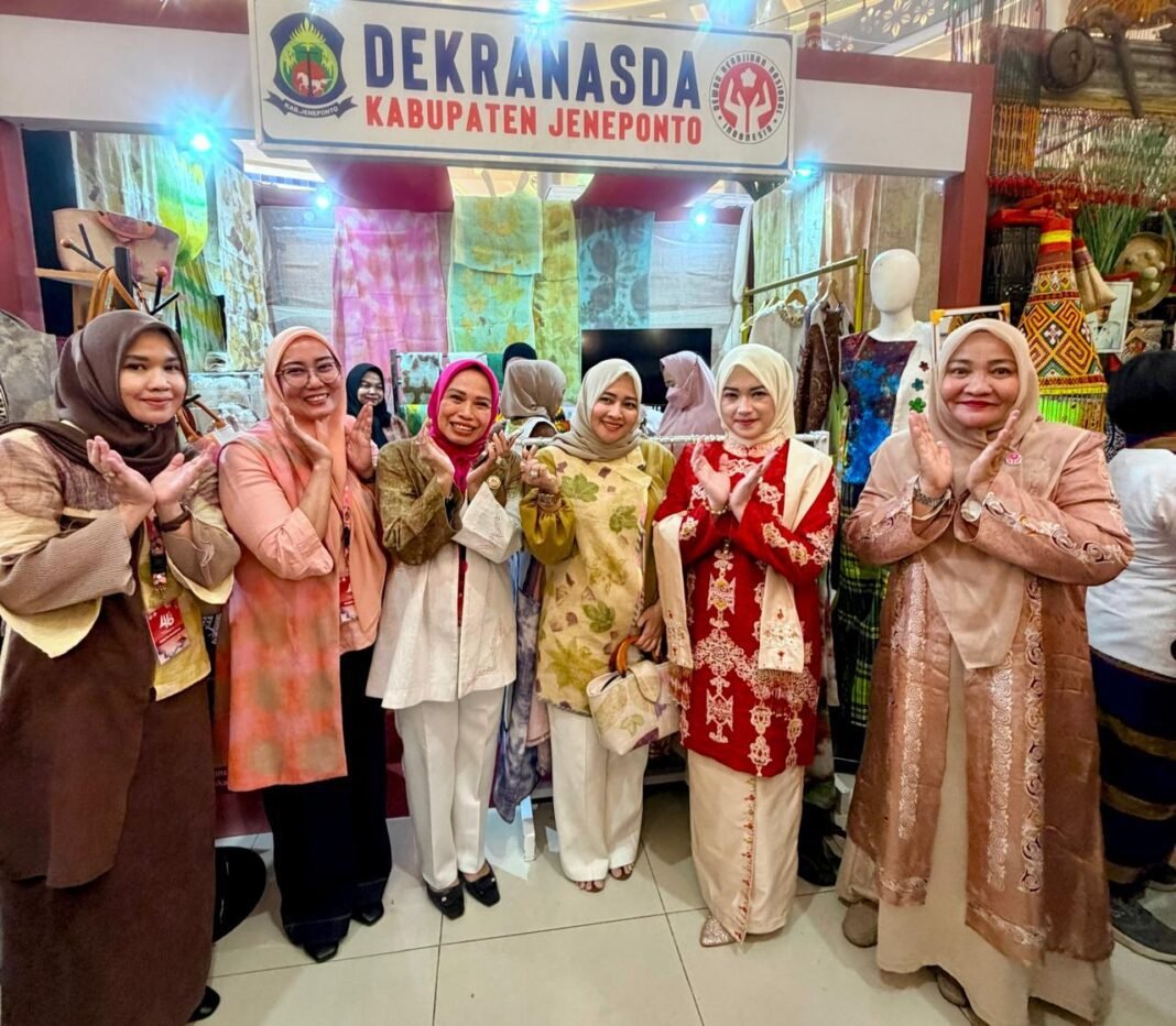 Ketua TP PKK Kota Sabang Hadiri HUT ke-45 Dekranas dan Puncak HKG PKK ke-54 di Makassar | Kompas.sbs – News Ketua TP PKK Kota Sabang Hadiri HUT ke-45 Dekranas dan Puncak HKG PKK ke-54 di Makassar | Kompas.sbs – News