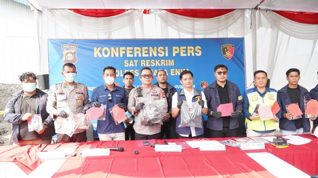 Berantas Tambang Ilegal Muara Enim, Polda Sumsel Cegah Kebocoran Royalti Negara Rp8,6 Miliar Berantas Tambang Ilegal Muara Enim, Polda Sumsel Cegah Kebocoran Royalti Negara Rp8,6 Miliar