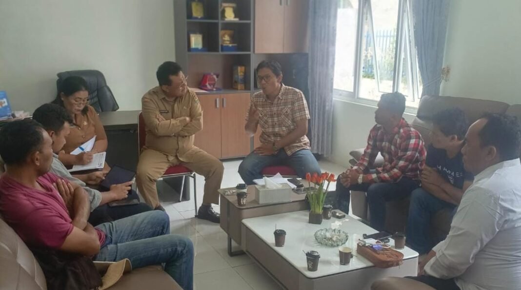 Kesal Pada PT Tamora Stekindo “Toba Hasfarm” ! Relawan Pink dan FPBK Datangi Disperindag Karo Kesal Pada PT Tamora Stekindo “Toba Hasfarm” ! Relawan Pink dan FPBK Datangi Disperindag Karo