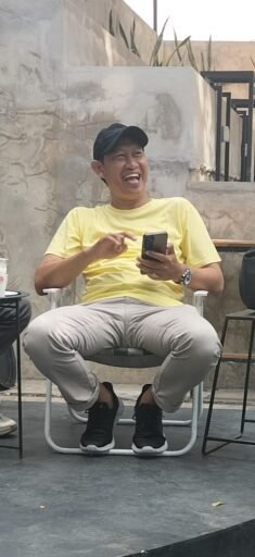 Menguji Batas Antara Keluarga Dan Kekuasaan Menguji Batas Antara Keluarga Dan Kekuasaan