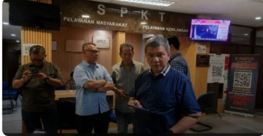 Meski Minta Maaf PWI Pusat Tetap Laporkan Hotman Paris ke Polda Metro Jaya Meski Minta Maaf PWI Pusat Tetap Laporkan Hotman Paris ke Polda Metro Jaya